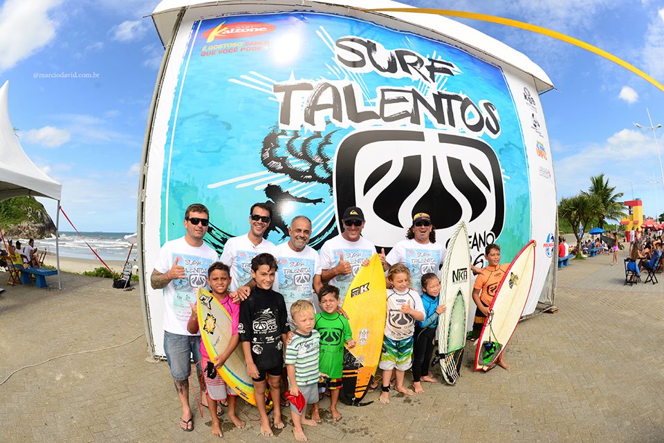 Diretoria Fecasurf, organizador e atletas Petiz, Circuito Surf Talentos Oceano 2016 Foto Marcio David