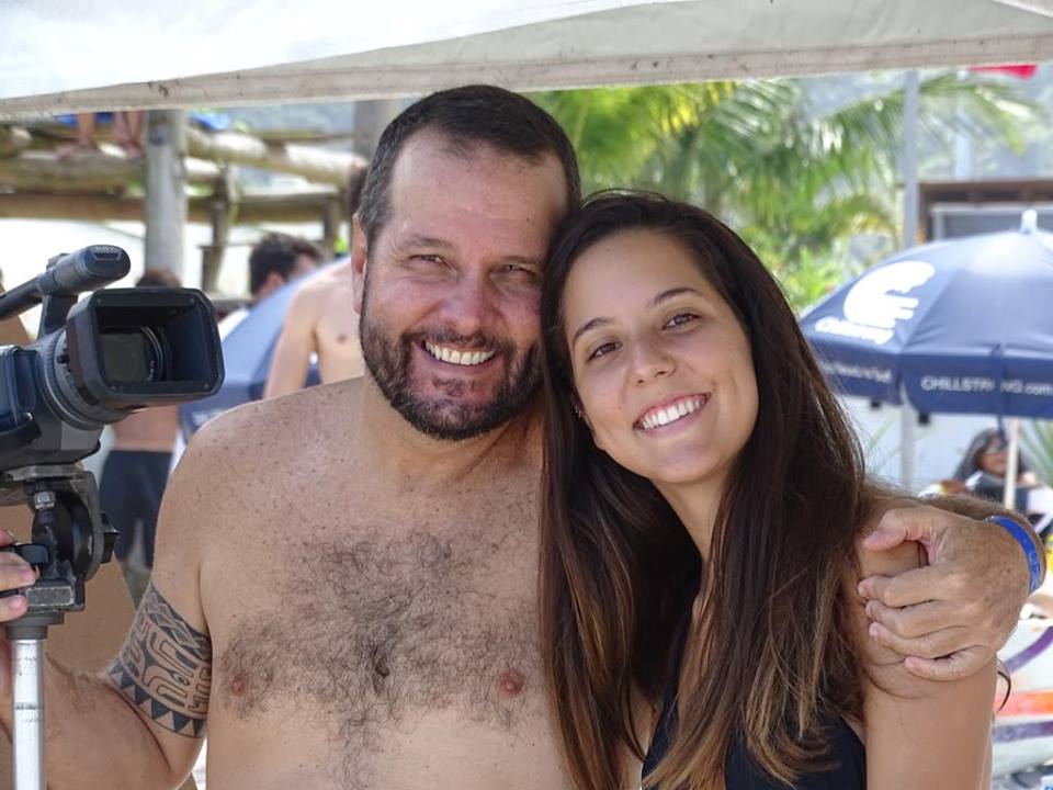 Dadá Nascimento e sua filha Nathália, numa praia qualquer do Litoral Norte Paulista