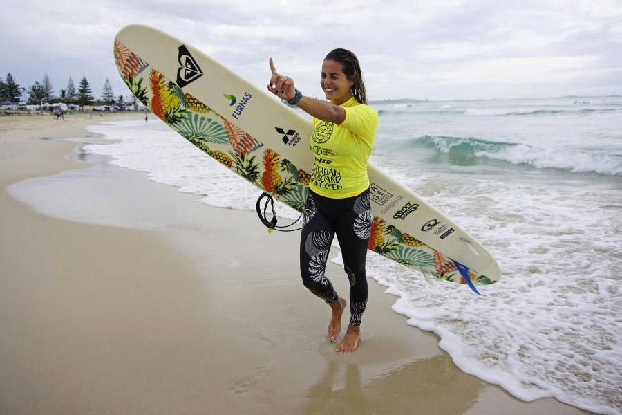 A brasileira Chloé Calmon saiu vitoriosa em NSW / Foto WSL