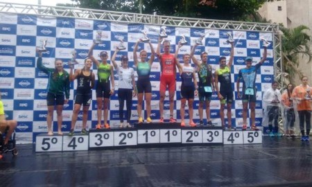 Vitória de Reinaldo Colucci no Sesc Triathlon Caiobá