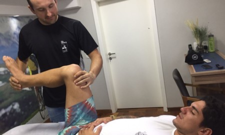 Medina trata lesão com foco no WCT de Saquarema