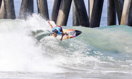 Silvana Lima avança no US Open of Surfing