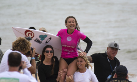 Nikki Van Dijk vence o Vissla Sydney Surf Pro