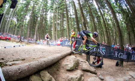 Henrique Avancini é top 6 da etapa tcheca de Mountain Bike