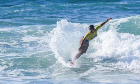 Categoria PRO abre o Brasileiro de Surf Feminino