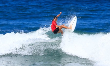 Disputas acirradas pelo título brasileiro de surf feminino