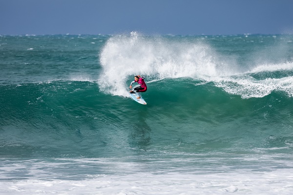 Carissa Moore (Foto: Pierre Tostee / WSL via Getty Images)