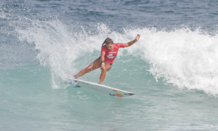 Oi Pro Junior Series leva nova geração do surfe para competir na Bahia