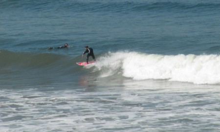 Conscientização ambiental e muito surfe são as atrações do 4º Desafio Surf Raízes de Esportes de Prancha