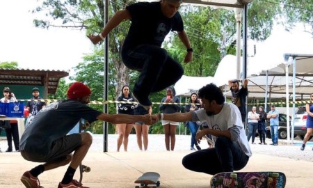 Expo Tattoo Atibaia recebeu a 10ª ação do Skate Desconstruído em 2019