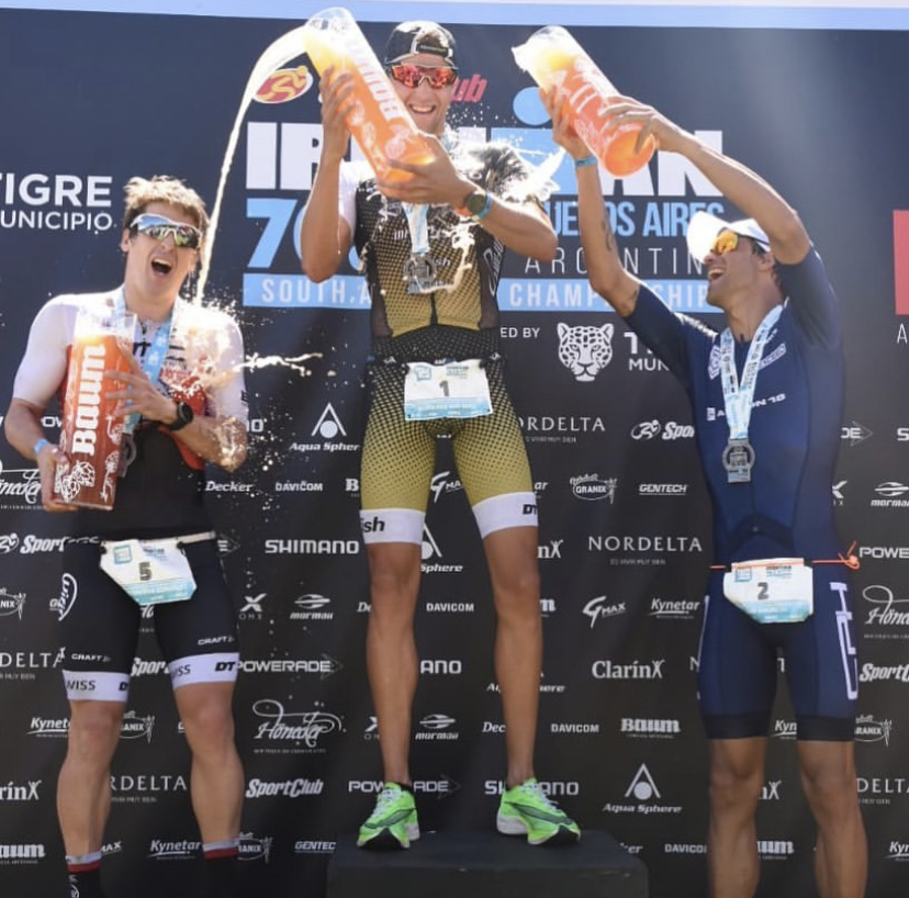 Triatleta catarinense conquista o terceiro lugar na prova válida como Campeonato Sul-Americano - Foto: Ironman Argentina