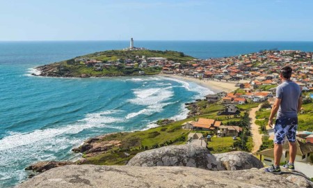 Farol de Santa Marta está novamente de braços abertos ao turismo