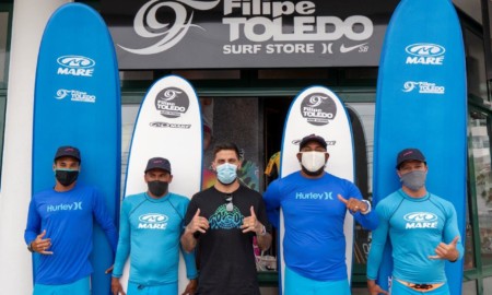 Filipe Toledo Surf School inicia suas atividades