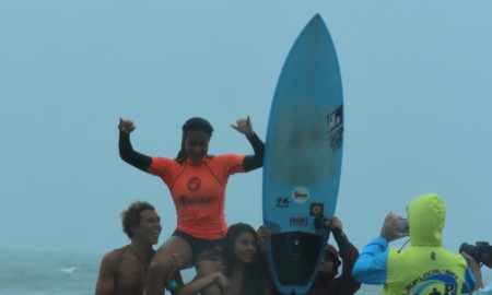 Atletas da Praia Grande se destacam no 1º dia do Sculp APGS de Surf 2021, e o surfe adaptado abrilhantou o evento