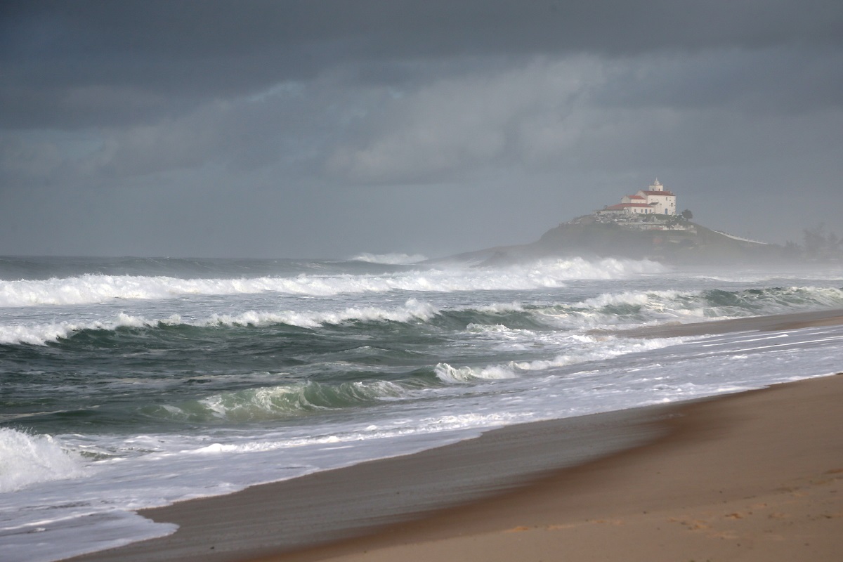 Praia de Itaúna em Saquarema (Crédito: Daniel Smorigo / World Surf League)