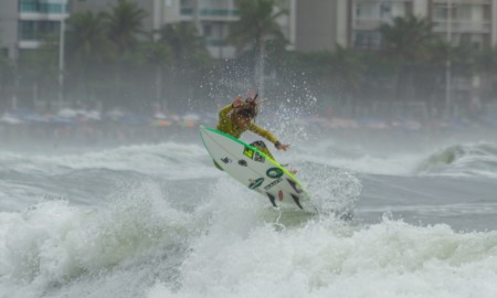 Carol Bastides defenderá o título da Sub14 na última etapa do Sculp APGS de Surf 2021