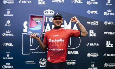 Gabriel Medina é o campeão do Corona Saquarema Pro